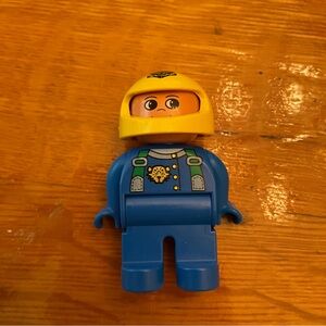 Lego Duplo Yellow Helmet Blue Shirt Racer Driver Minifigure
